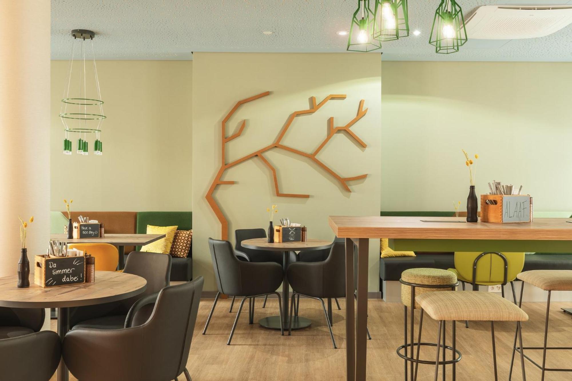 Holiday Inn - The Niu, Mill Cologne Muelheim, An Ihg Hotel Exterior foto